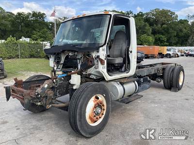 2006 International 4300 Cab & Chassis