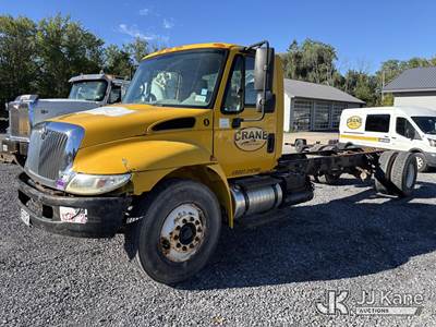 2006 International 4300 Cab & Chassis
