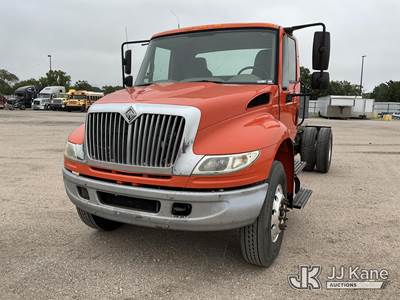 2008 International 4400 Cab & Chassis