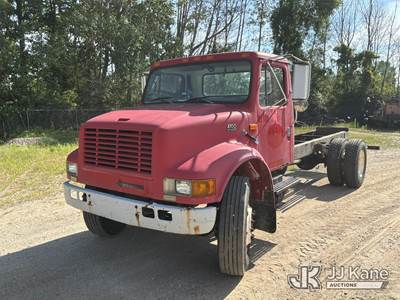 1997 International 4700 Cab & Chassis