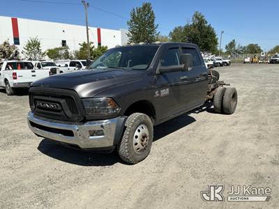 2015 Ram 3500 4x4 Crew-Cab Chassis