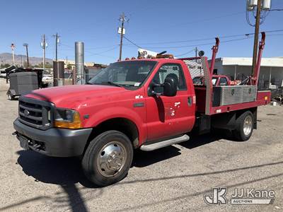 2000 Ford F-550 Reel Loader Truck