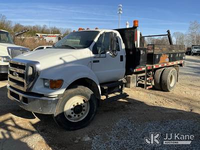 2007 Ford F-750 Reel Loader Truck