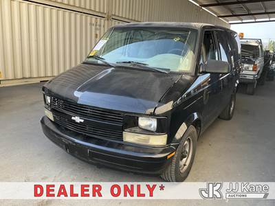 2000 Chevrolet Astro Cargo Van