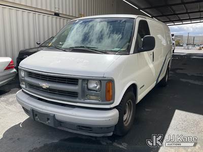 2002 Chevrolet Express 1500 1500 Cargo Cargo Van
