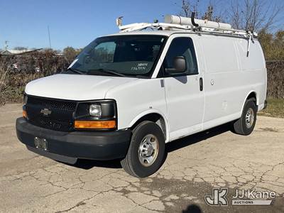 2013 Chevrolet Express 2500 Cargo Van