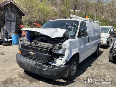 2020 Chevrolet Express 2500 Cargo Van