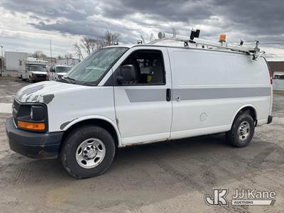 2011 Chevrolet Express 2500 Cargo Van
