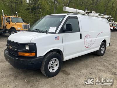 2013 Chevrolet Express 2500 Cargo Van