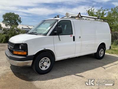 2014 Chevrolet Express 2500 Cargo Van