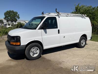 2015 Chevrolet Express 2500 Cargo Van