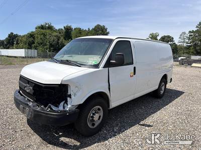 2013 Chevrolet Express 2500 Cargo Van