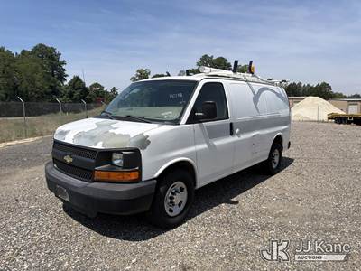 2011 Chevrolet Express 2500 Cargo Van