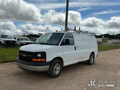 2014 Chevrolet Express 2500 Cargo Van