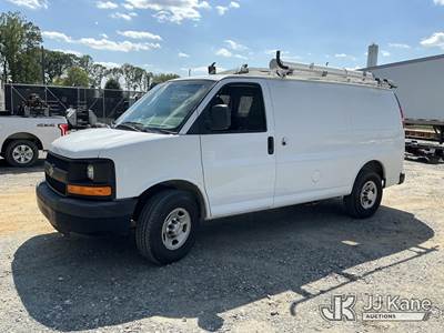 2013 Chevrolet Express 2500 Cargo Van