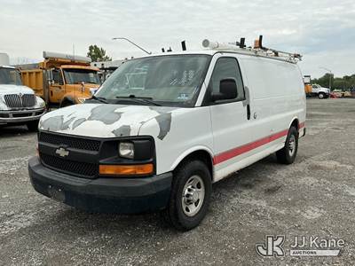 2011 Chevrolet Express 2500 Cargo Van