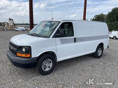 2011 Chevrolet Express 2500 Cargo Van