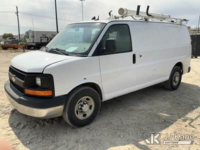 2014 Chevrolet Express 2500 Cargo Van