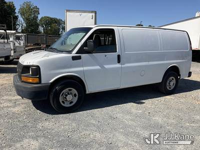 2013 Chevrolet Express 2500 Cargo Van