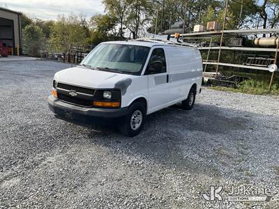 2011 Chevrolet Express 2500 Cargo Van