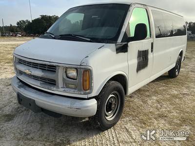 Chevrolet Express 3500 Cargo Van