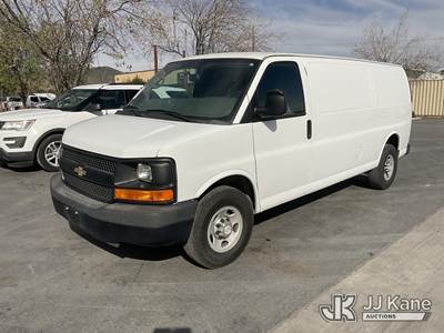 2015 Chevrolet Express 3500 Cargo Van