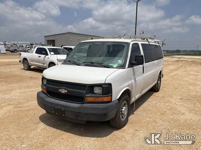 2014 Chevrolet Express 3500 Cargo Van