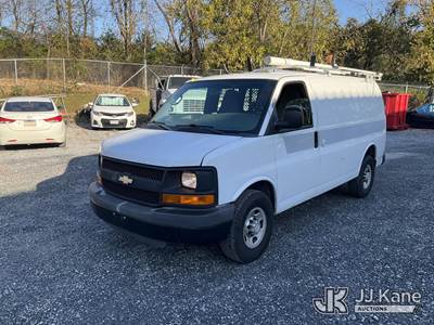 2011 Chevrolet Express 2500 Cargo Van