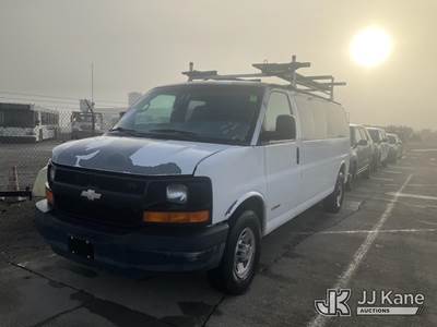 2004 Chevrolet Express 3500 Extended Window Van