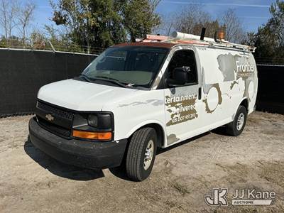 2011 Chevrolet Express 2500 Cargo Cargo Van