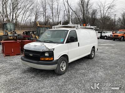 2011 Chevrolet Express 2500 Cargo Van
