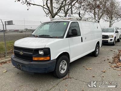 2013 Chevrolet Express 2500 Cargo Van