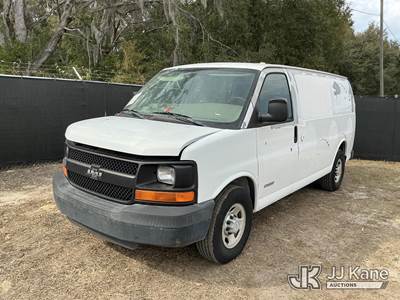 2005 Chevrolet Express 2500 Cargo Van