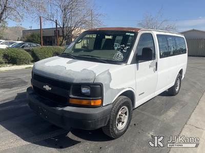 2005 Chevrolet Express 3500 Cargo Van