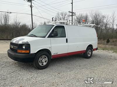 2011 Chevrolet Express 2500 Cargo Van