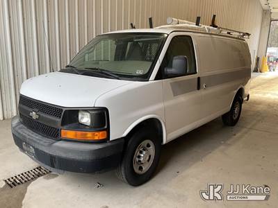 2011 Chevrolet Express 2500 Cargo Van