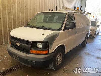2011 Chevrolet Express 2500 Cargo Van