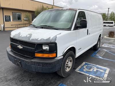 2005 Chevrolet Express 2500 Cargo Van