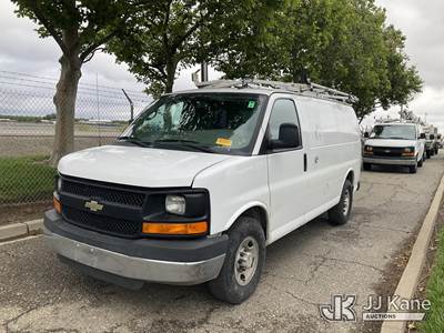 2014 Chevrolet Express 2500 Cargo Window Van