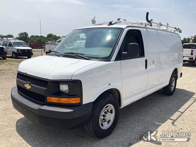 2016 Chevrolet Express 2500 Cargo Van