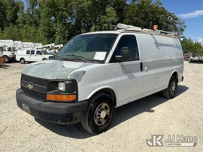 2011 Chevrolet Express 2500 Cargo Van