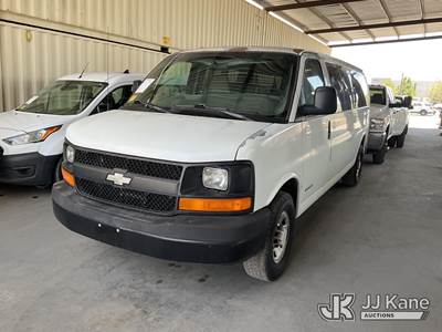 2003 Chevrolet Express 3500 Extended Passenger Van
