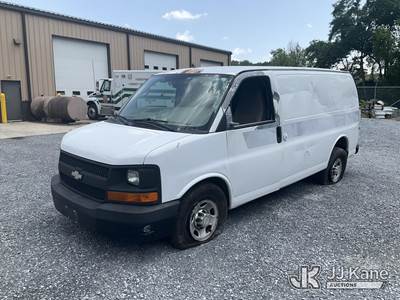 2011 Chevrolet Express 2500 Cargo Van
