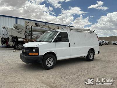 2015 Chevrolet Express 2500 Cargo FFV Enclosed Service Van