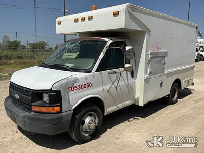 2005 Chevrolet Express G3500 6.0L V8 OHV 16V RWD