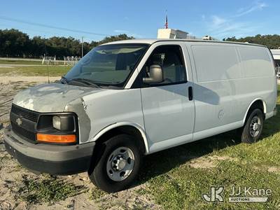 2013 Chevrolet Express 2500 Cargo Van