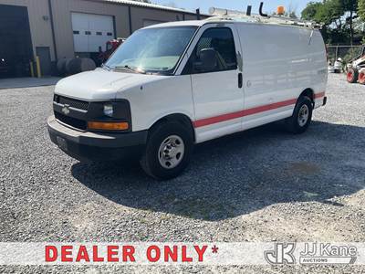 2011 Chevrolet Express 2500 Cargo Van