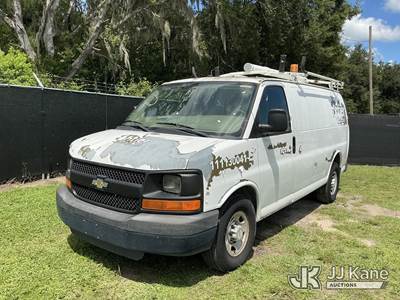 2011 Chevrolet Express 2500 Cargo Van