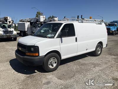 2013 Chevrolet Express 2500 Cargo Van
