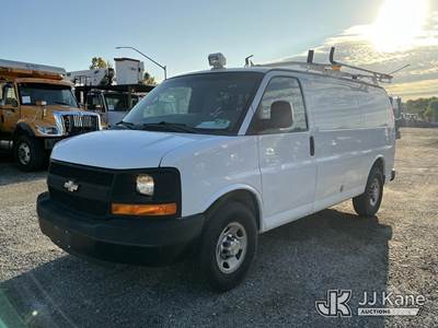 2013 Chevrolet Express 2500 Cargo Van
